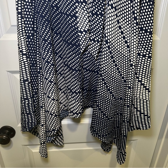 NWT Banana Republic Factory Navy/White Print Handkerchief Hem Skirt size 8 - Picture 8 of 12